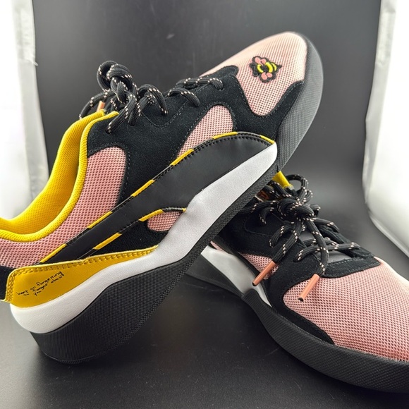 Puma Aeon x Sue Tsai Rose Black Low Lace Up Women's Trainers Size 10 - Picture 2 of 7